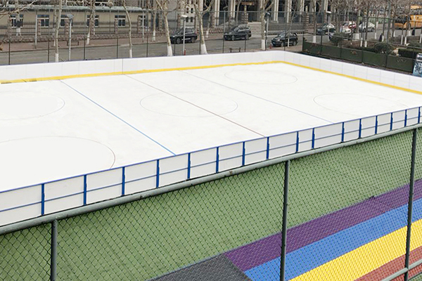 超级仿真冰场(图1) 超级仿真冰场(图1)