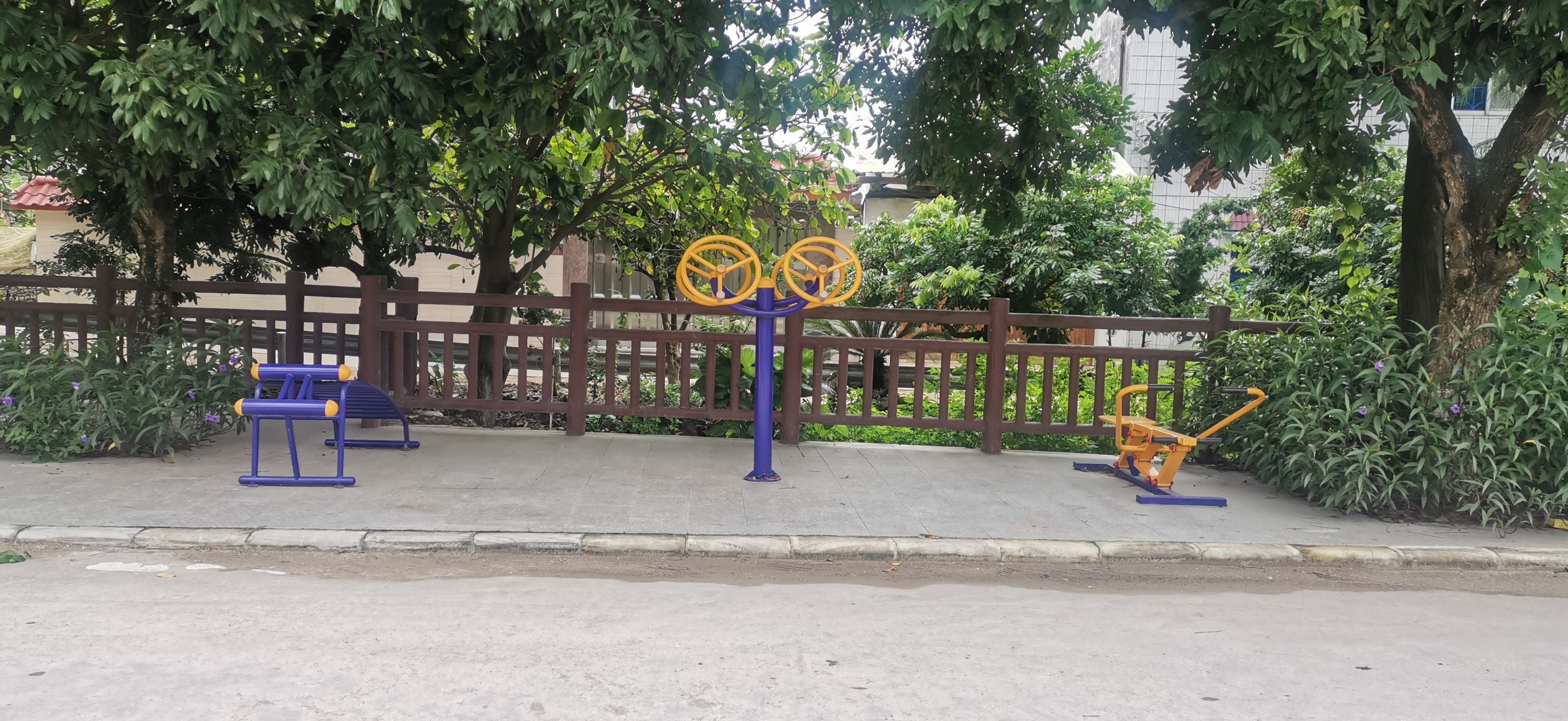 石基涌大排档对面(图2) 石基涌大排档对面(图2)