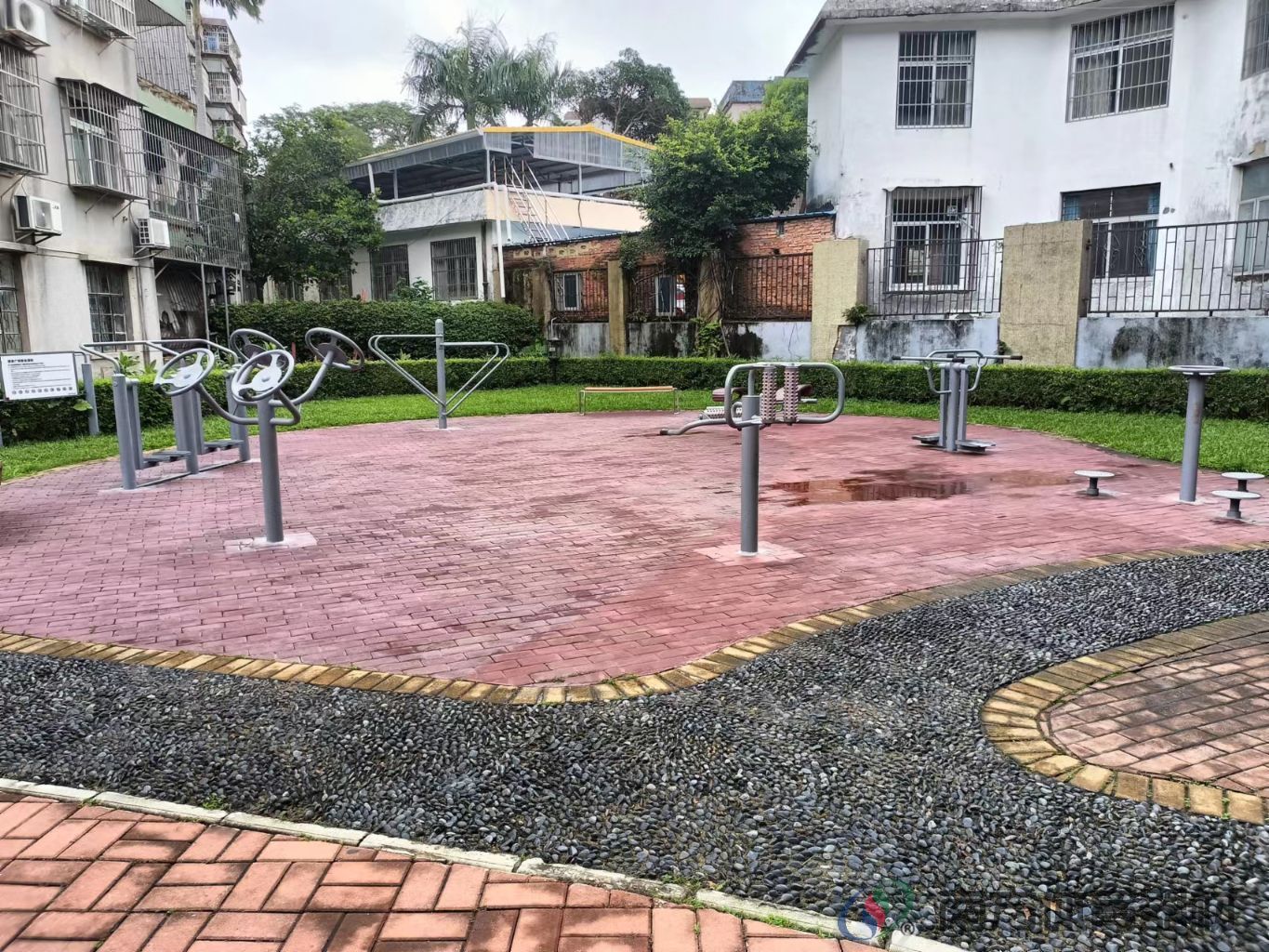 南香里社区公园(图1) 南香里社区公园(图1)