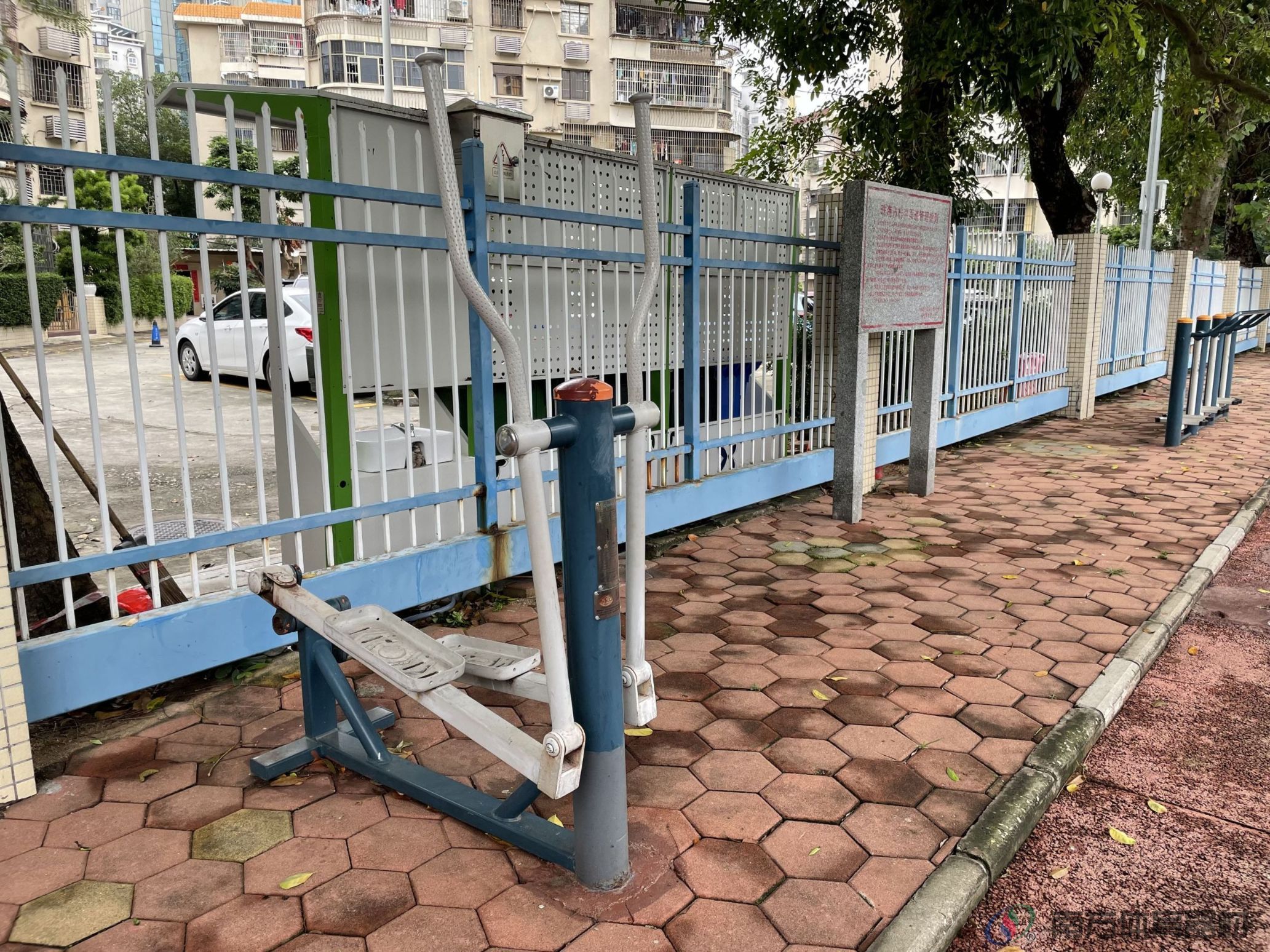 凤凰河渠绿道南华小区东苑段(图14) 凤凰河渠绿道南华小区东苑段(图14)