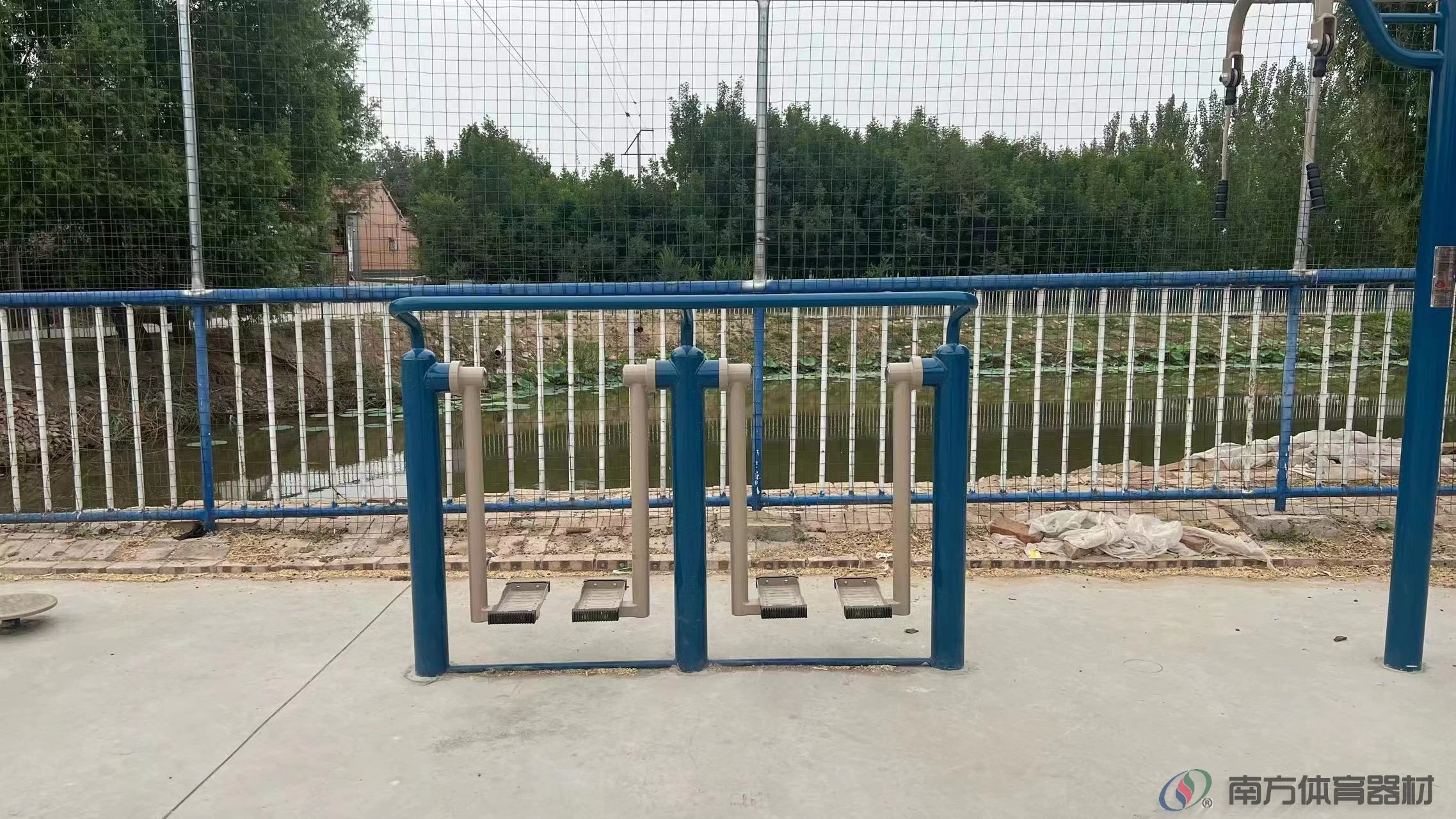 南方体育器材 南方体育器材